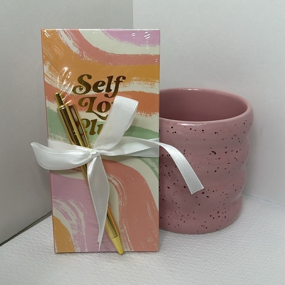 Yellow Daisy Mug and Notebook Set winner choice - Picture 3 of 4